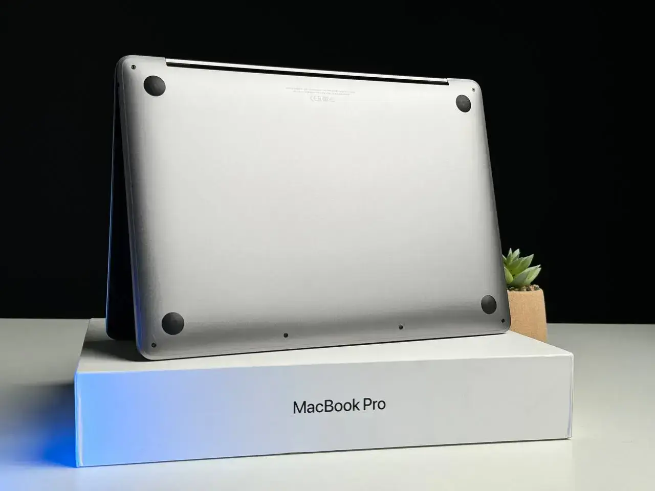 ВЖИВАНИЙ MacBook Pro 13" Space Gray (MXK32) 2020 - Стан: гарний | Комплект: повний | Гарантія: 1 міс.
