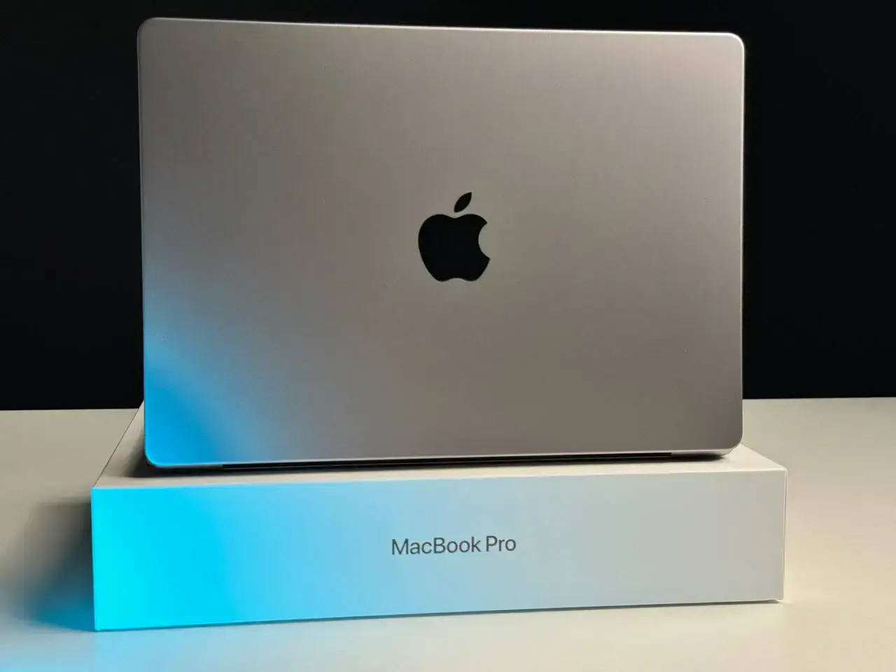 Б/У MacBook Pro 14" Space Gray 2023 (MPHG3) - US English - Состояние: хороший | Аккумулятор: 98% | Комплект: полный | Гарантія: 1 мес.