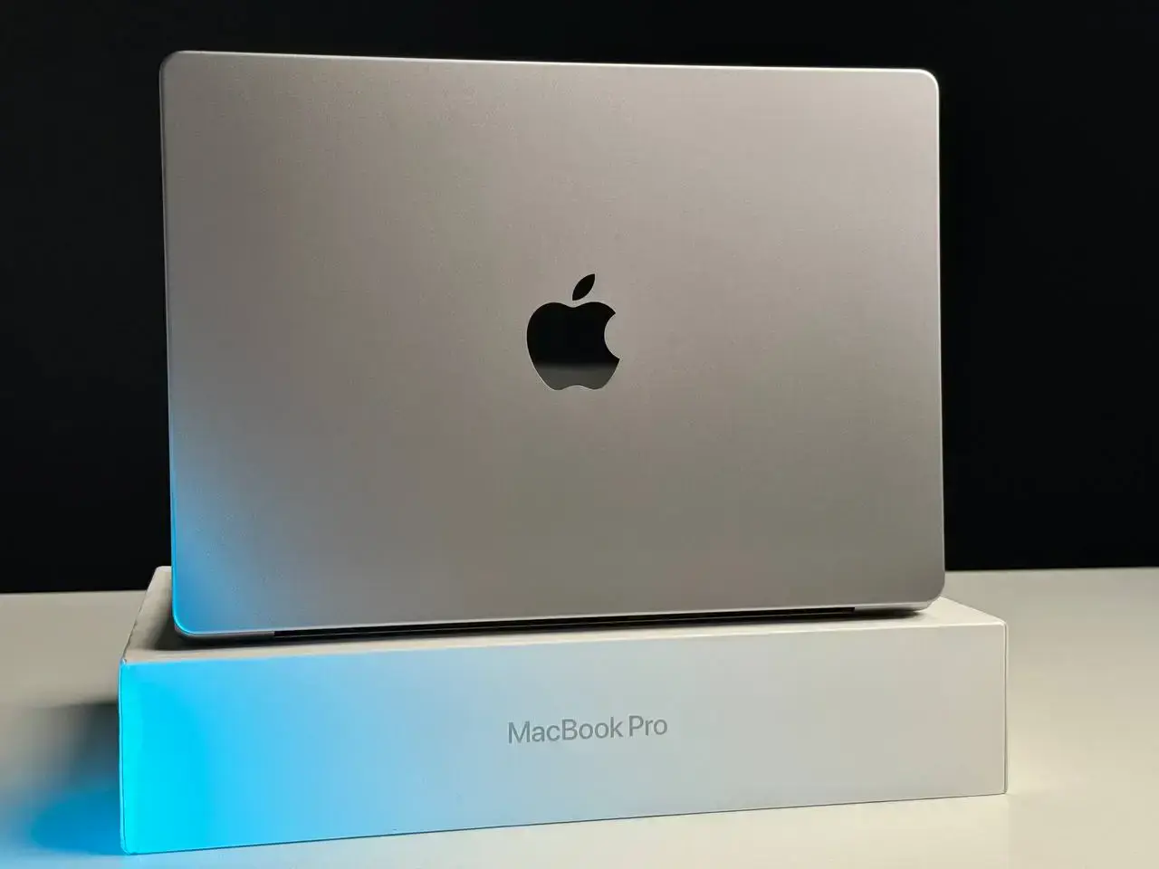 ВІТРИННИЙ MacBook Pro 14" Space Gray 2023 (Z17G000NW) - Стан: ідеальний | Комплект: повний | Гарантія: 3 міс.