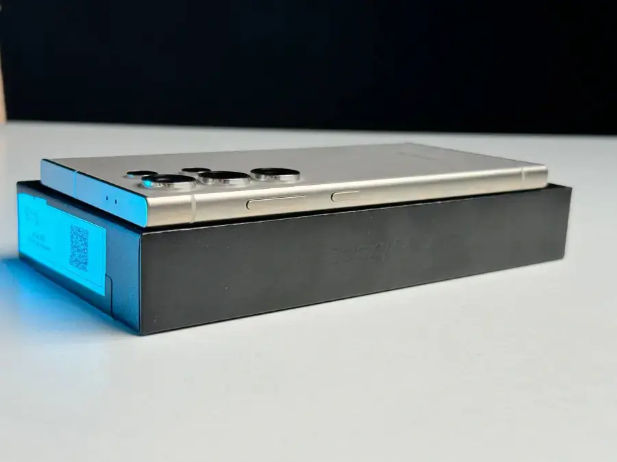 Б/У Смартфон Samsung Galaxy S24 Ultra 12/256GB - Titanium Gray (SM-S928BZTG) - Состояние: идеальный | Аккумулятор: 100% | Комплект: полный | Гарантія: 1 мес.