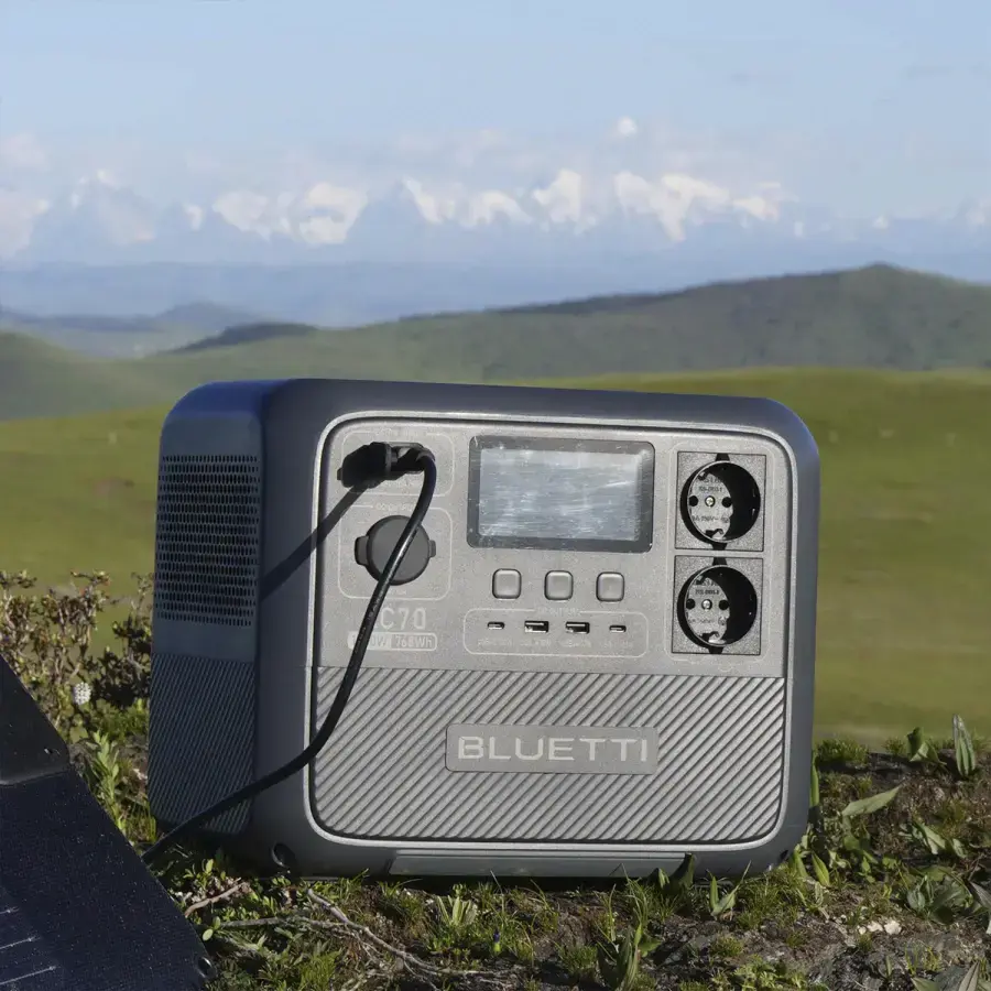 Портативна зарядна станція BLUETTI AC70 Portable Power Station | 1000W 768Wh (P-AC70-EU-GY-BL-010)