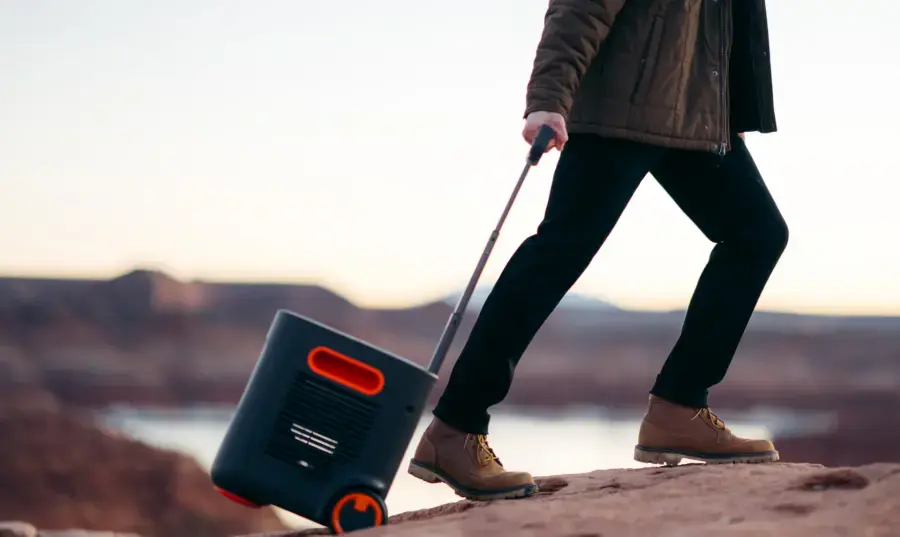 Портативная зарядная станция Jackery Explorer 3000 Pro | 3024Wh 3000W (70-3000-EUOR01)