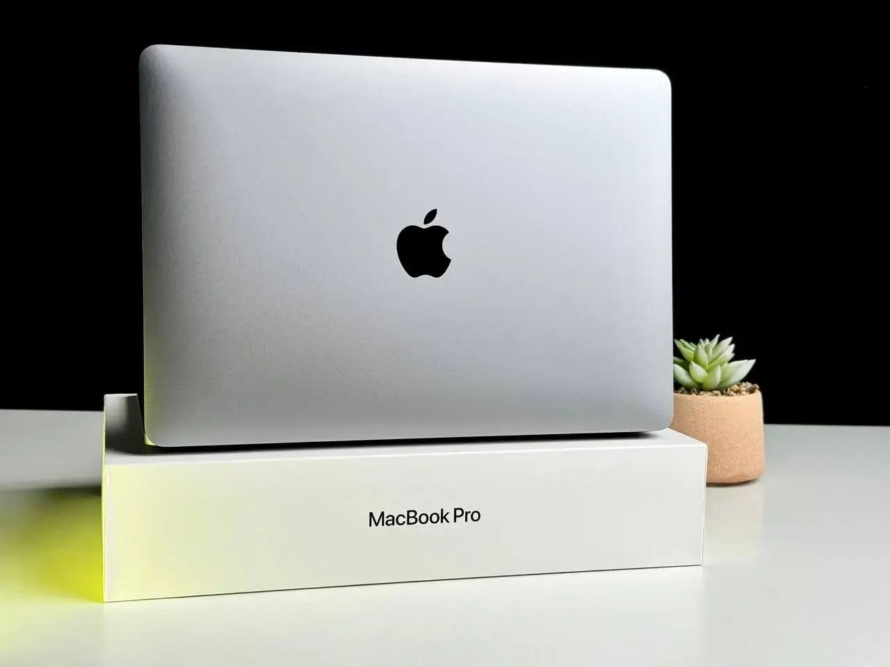 USED MacBook Pro 13" Space Gray (MYD82) 2020 (М1/8GB/256SSD)🔋89% (Состояние - 9/10. Комплект - Полный | гарантия - 1 мес.) - Cycle 375