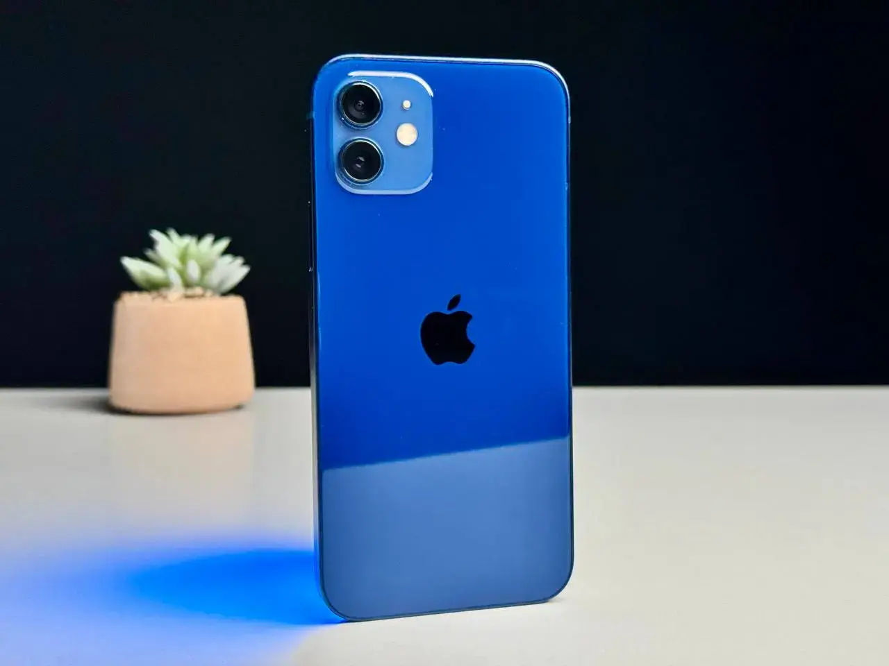 Б/У Apple iPhone 12 64GB Blue (MGH93, MGJ83) - Состояние: хороший | Аккумулятор: 87% | Комплект: без комплекта | Гарантія: 1 мес.