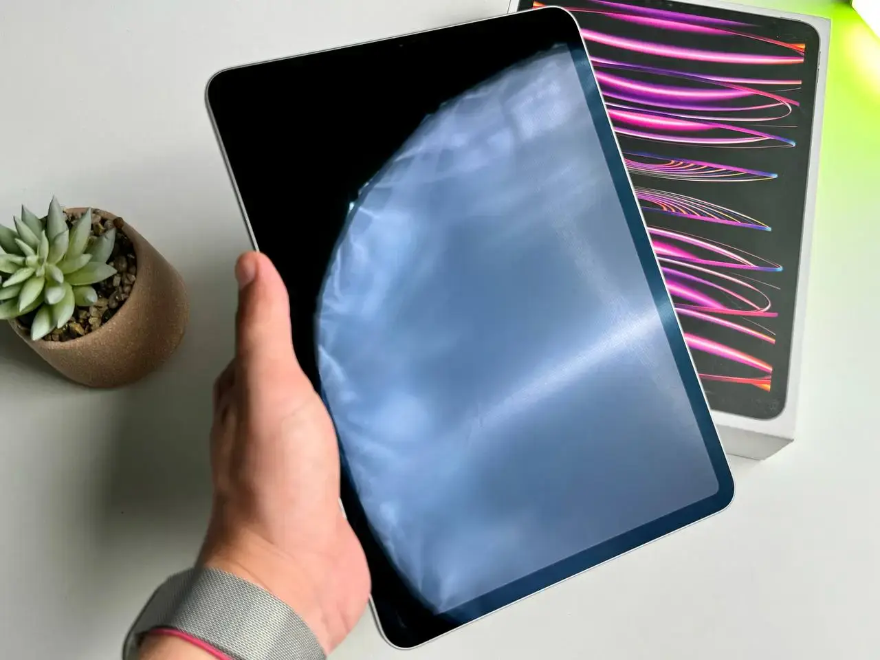 ВЖИВАНИЙ iPad Pro 11" 2022 Wi-Fi 256GB Space Gray (MNXF3) - Стан: ідеальний | Акумулятор: 90% | Комплект: коробка | Гарантія: 1 міс.