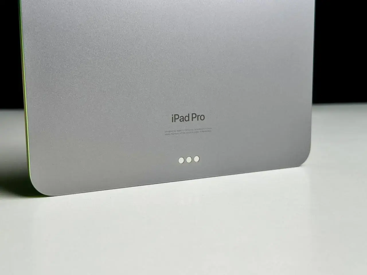 ВЖИВАНИЙ iPad Pro 11" 2022 Wi-Fi 256GB Space Gray (MNXF3) - Стан: ідеальний | Акумулятор: 90% | Комплект: коробка | Гарантія: 1 міс.