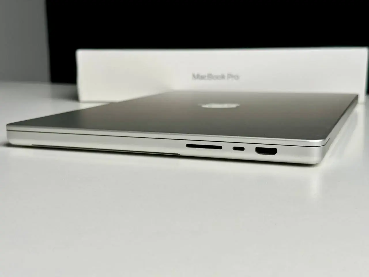 Б/У MacBook Pro 16" Silver (MK1E3) 2021 - Состояние: идеальный | Аккумулятор: 98% | Комплект: полный | Гарантія: 1 мес.