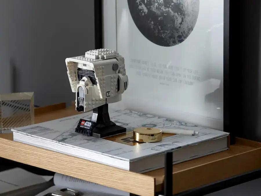 Блоковий конструктор LEGO Star Wars Шолом піхотинця-розвідника (75305)