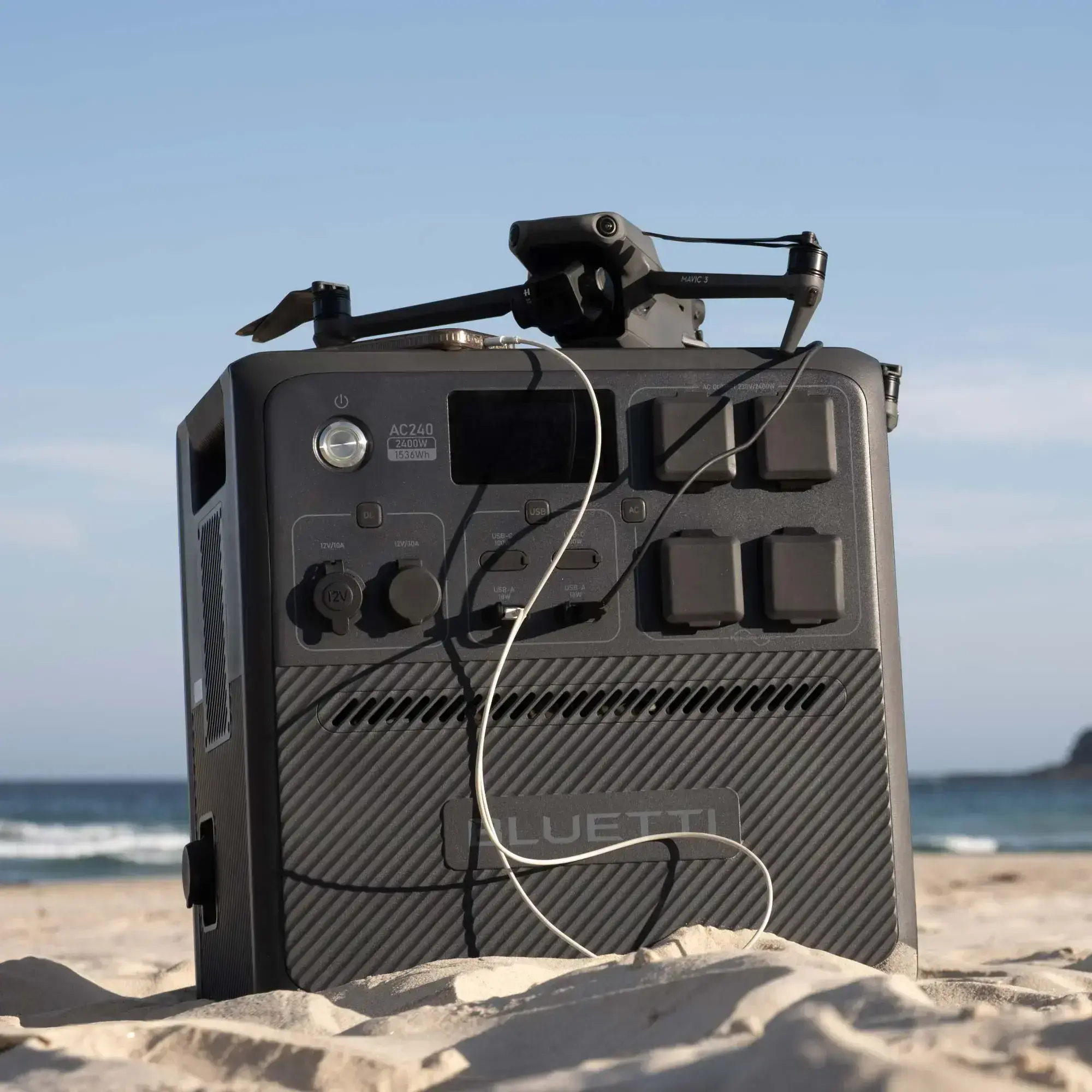 Портативная зарядная станция BLUETTI AC240 Portable Power Station | 2400W 1536Wh