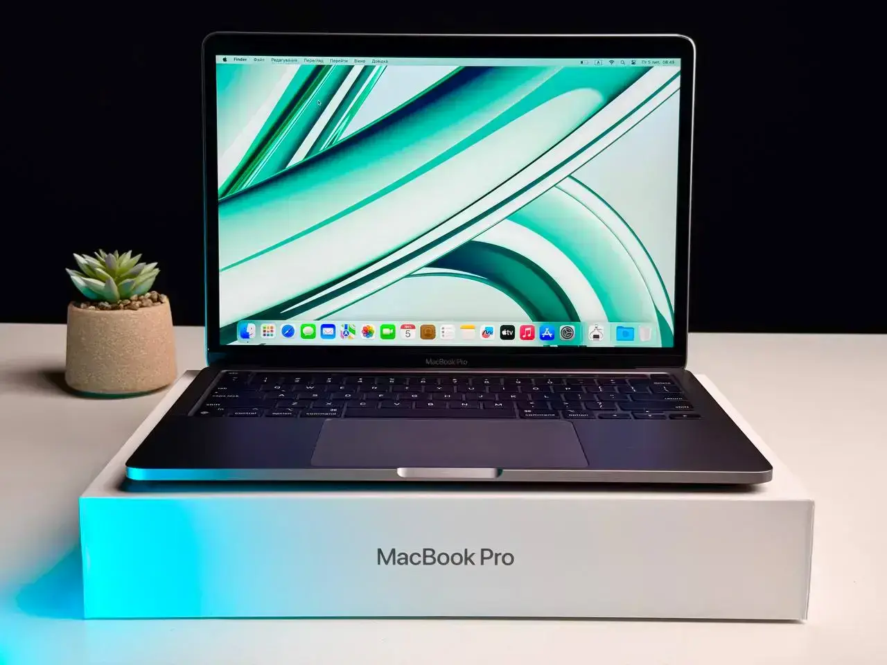 ВЖИВАНИЙ MacBook Pro 13" Space Gray (MYD82) 2020, (М1/8GB/256GB) - Стан: гарний | Комплект: повний | Гарантія: 1 міс.