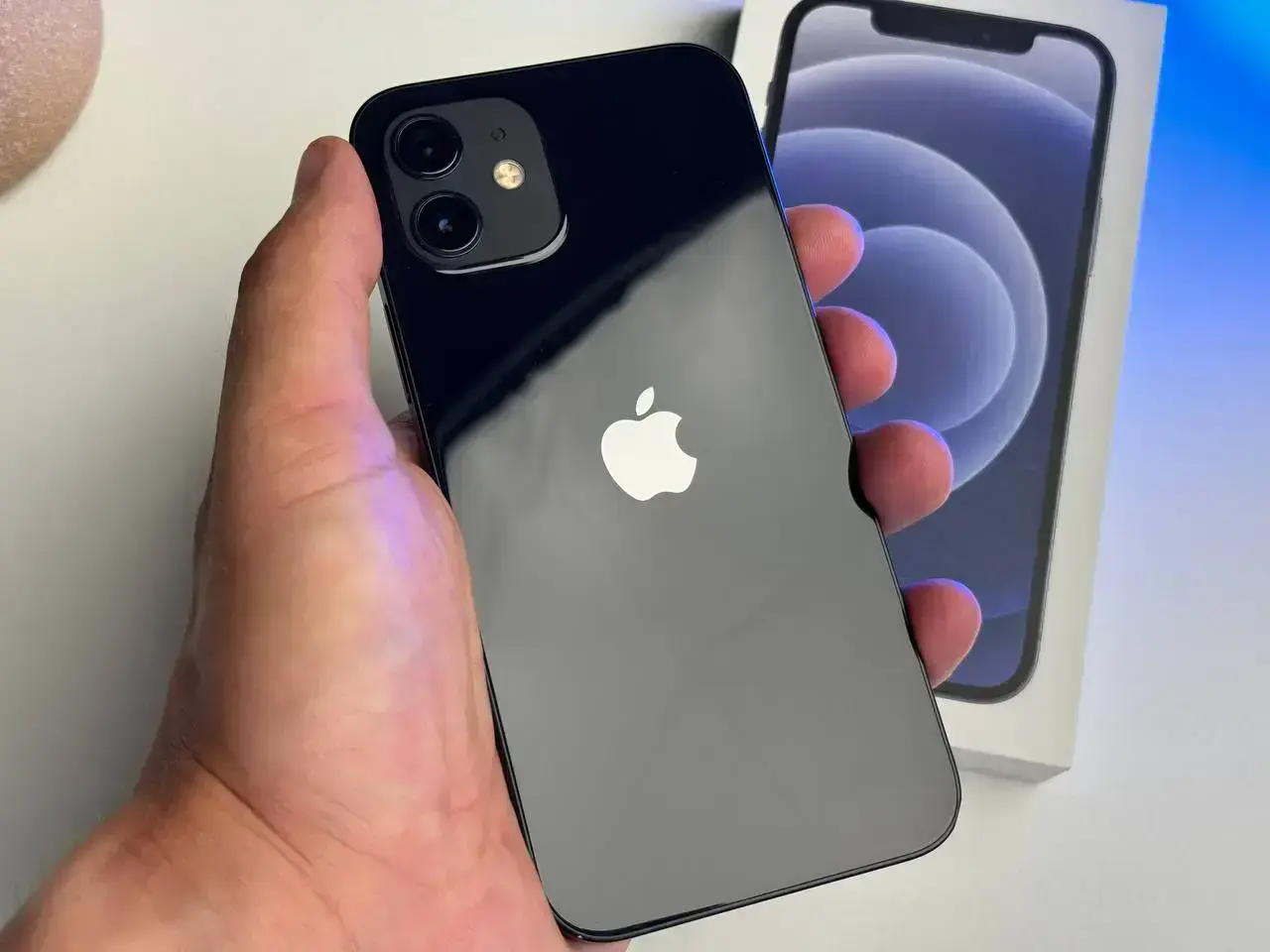 ВЖИВАНИЙ Apple iPhone 12 256GB Black (MGHH3, MGJG3) - Стан: гарний | Акумулятор: 100% | Комплект: повний | Гарантія: 1 міс.