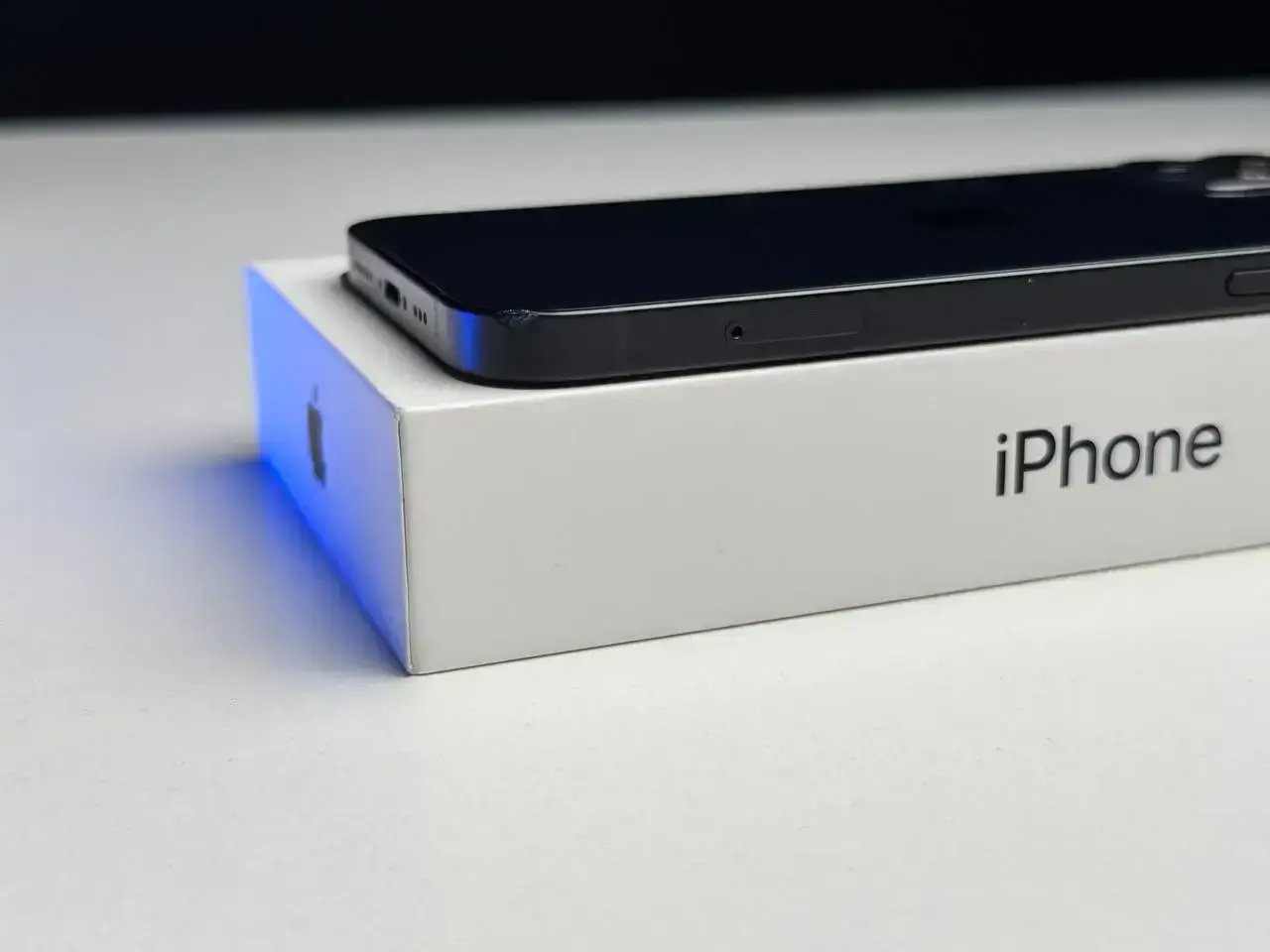 ВЖИВАНИЙ Apple iPhone 12 256GB Black (MGHH3, MGJG3) - Стан: гарний | Акумулятор: 100% | Комплект: повний | Гарантія: 1 міс.
