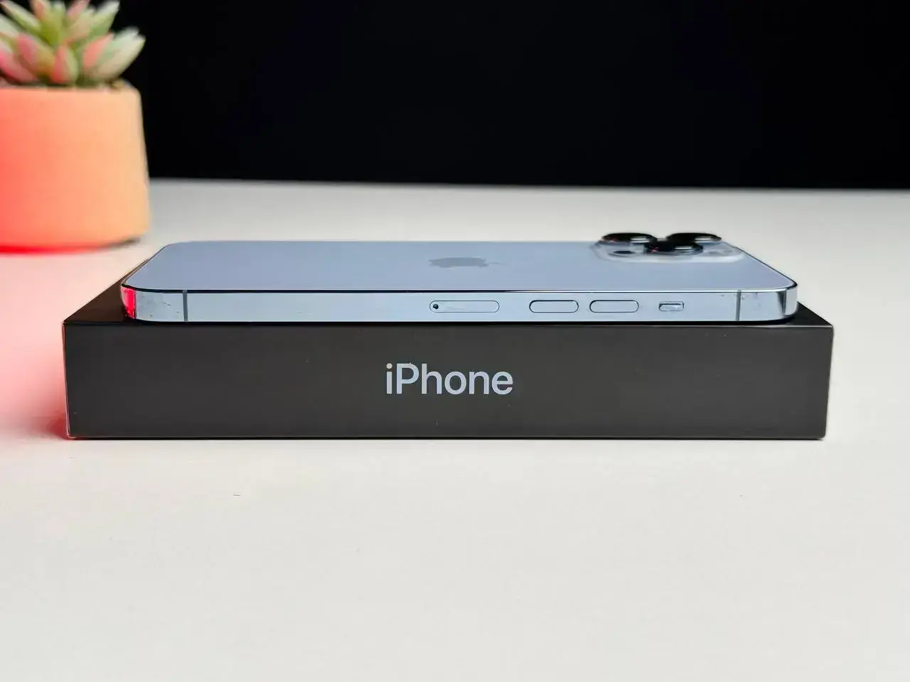 Б/У Apple iPhone 13 Pro Max 256GB Sierra Blue (MLKV3, MLLE3) - Состояние: хороший | Аккумулятор: 100% | Комплект: полный | Гарантія: 1 мес.