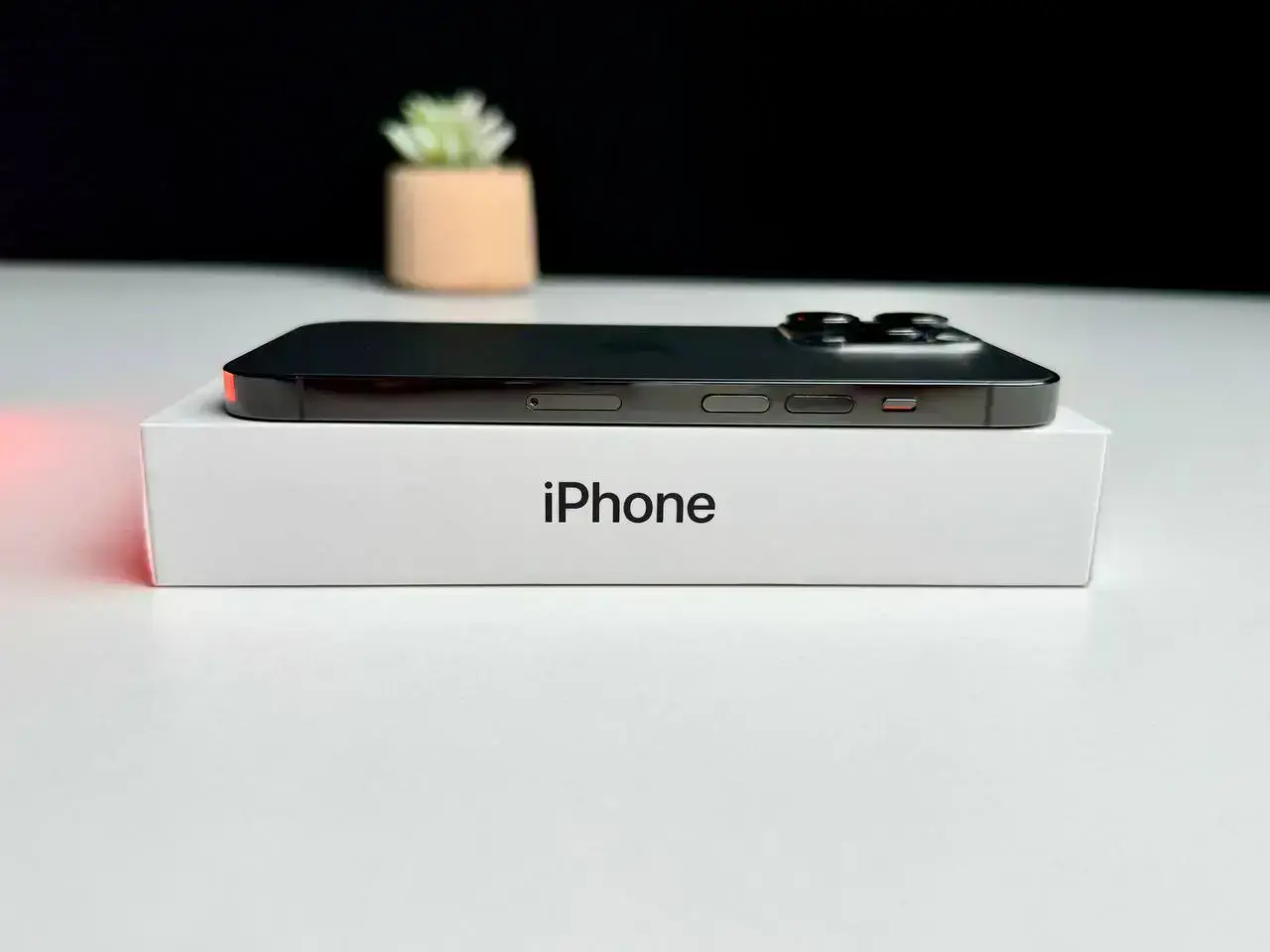 ВЖИВАНИЙ Apple iPhone 14 Pro 128GB Space Black (MPXV3) - Стан: гарний | Акумулятор: 88% | Комплект: повний | Гарантія: 1 міс.