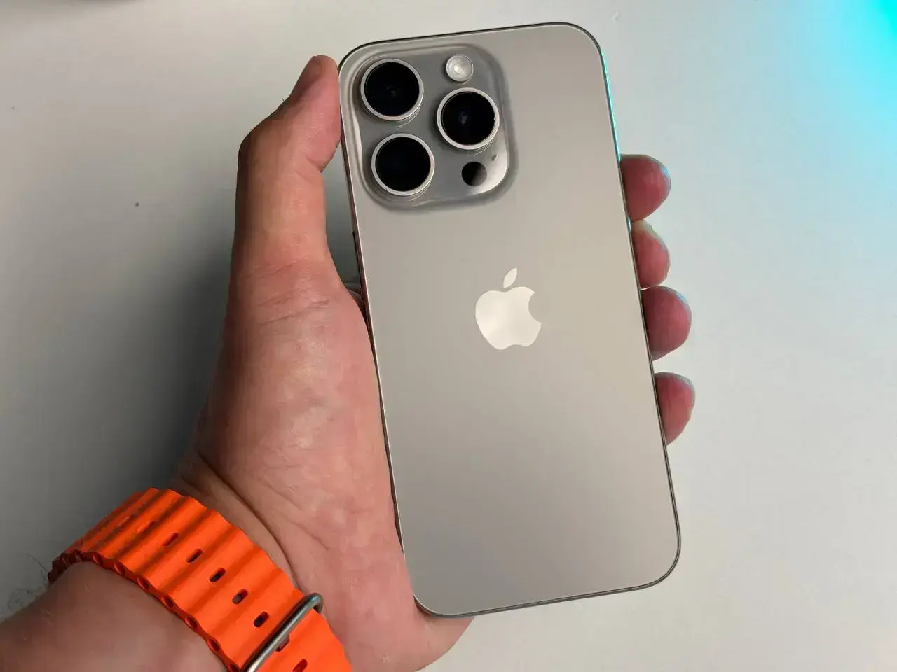 ВЖИВАНИЙ Apple iPhone 15 Pro 1TB Natural Titanium (MTVF3) - Стан: гарний | Акумулятор: 90% | Комплект: без комплекту | Гарантія: 1 міс.