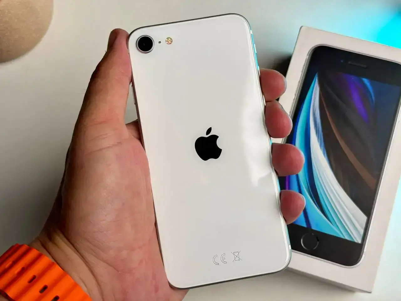 OPEN BOX Apple iPhone SE 2020 64GB White (MX9T2) - Состояние: новый | Аккумулятор: 100% | Комплект: полный | Гарантія: 1 мес.
