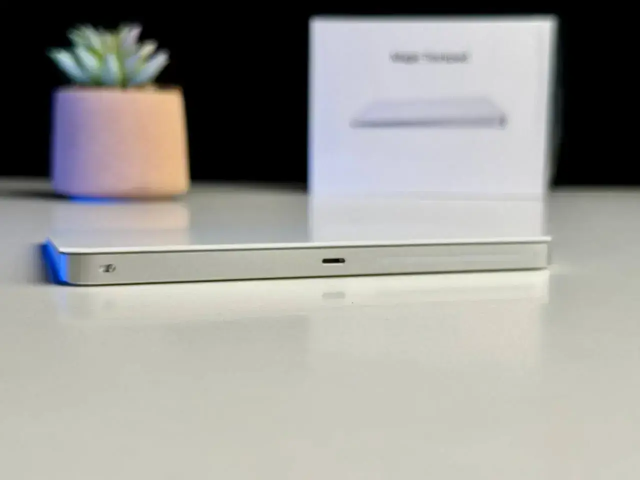 ВЖИВАНИЙ Apple Magic Trackpad 2021 - White Multi-Touch Surface (MK2D3) - Стан: ідеальний | Комплект: повний | Гарантія: 1 міс.
