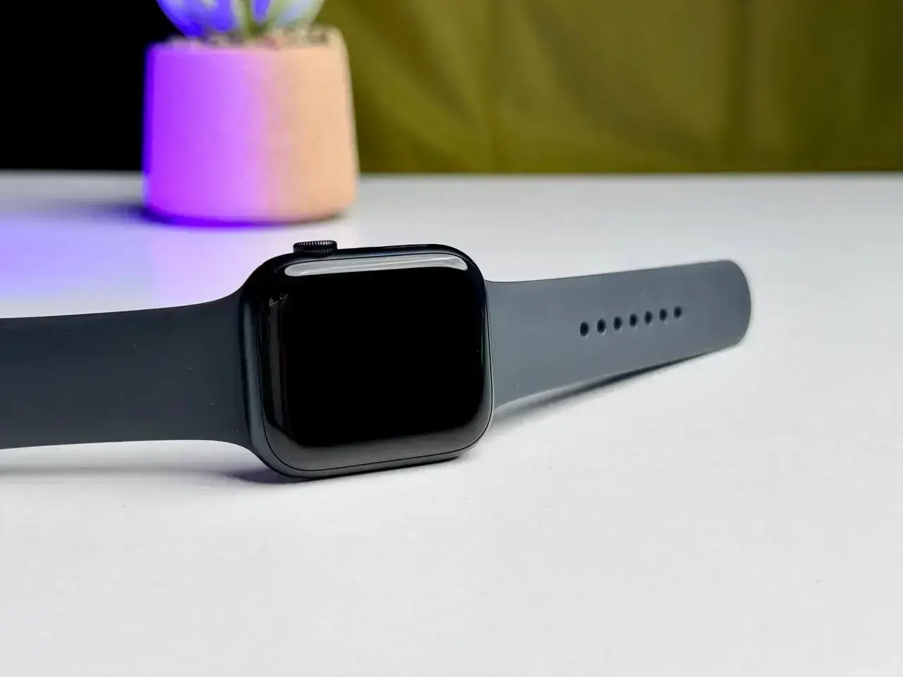 Apple Watch Series 9 GPS 45mm Midnight Aluminum Case with Midnight Sport Band - M/L (MR9A3) Нові, без коробки