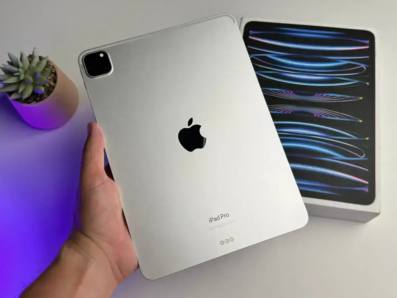 Б/У iPad Pro 11" 2022 Wi-Fi 256GB Silver (MNXG3) - Состояние: новый | Комплект: полный | Гарантія: 1 мес.