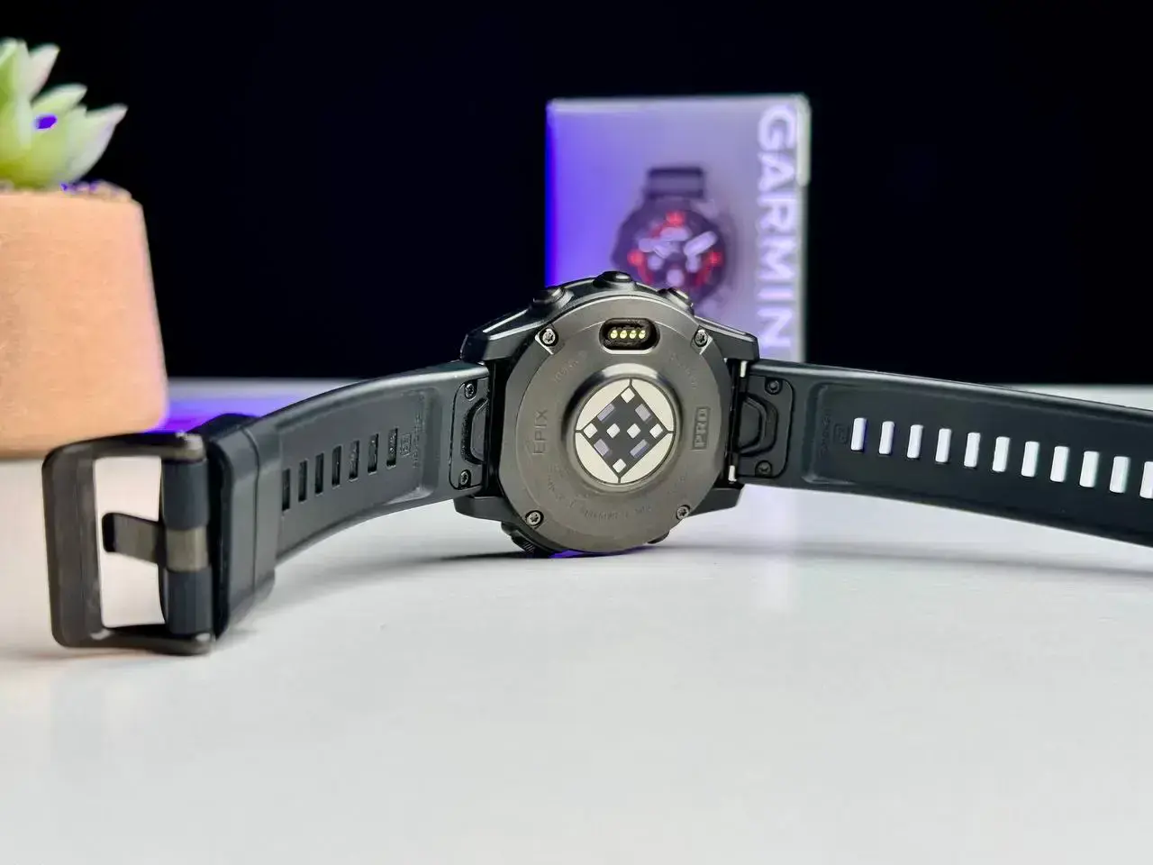 Вітринний Смарт-годинник Garmin Epix Pro (Gen 2) Sapphire Edition | 47 mm Carbon Gray DLC Titanium with Black Band (010-02803-11) - Стан: ідеальний | Комплект: повний