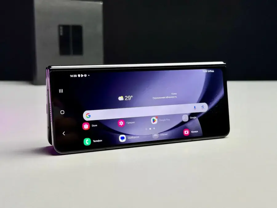 ВЖИВАНИЙ Смартфон Samsung Galaxy Fold 5 12GB/1TB - Phantom Black (SM-F946BZKN) - Стан: ідеальний | Акумулятор: 100% | Комплект: повний