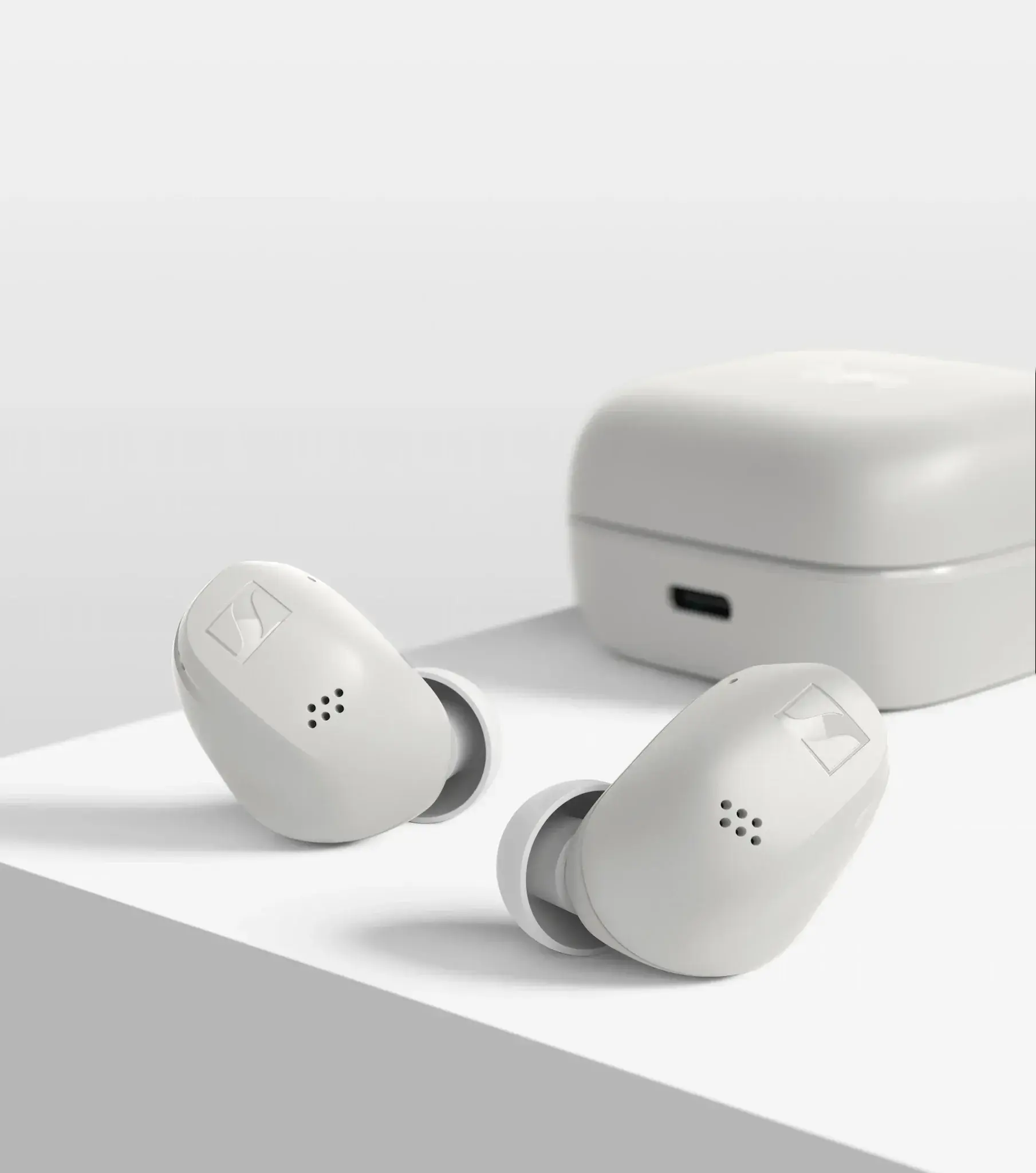 Беспроводные наушники Sennheiser ACCENTUM True Wireless - White (700263)