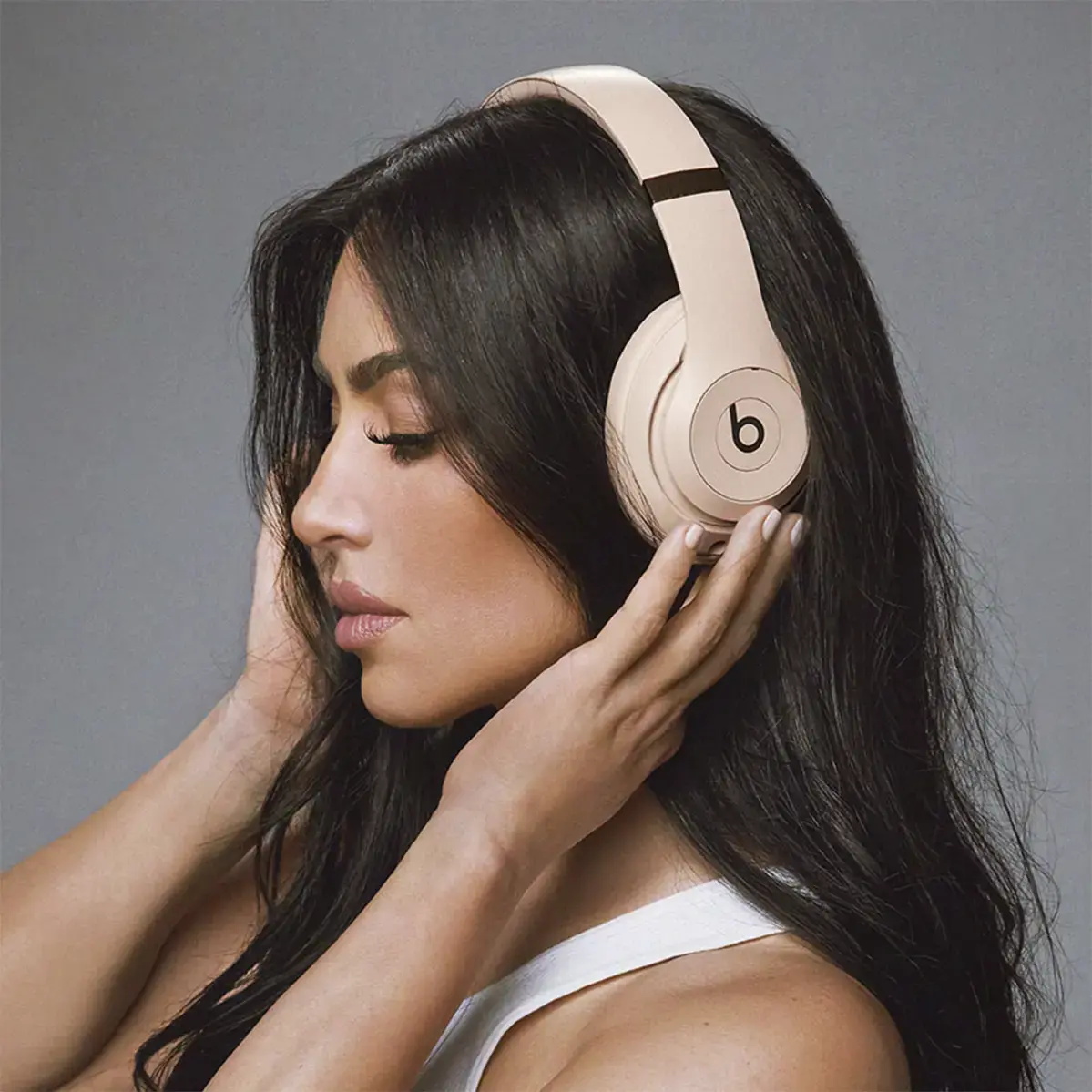 Наушники Beats Studio Pro - Kim Special Edition - Moon (MW663)