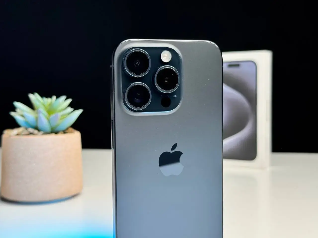 Уцінка, демо версія Apple iPhone 15 Pro 128GB Blue Titanium (MTV03)
