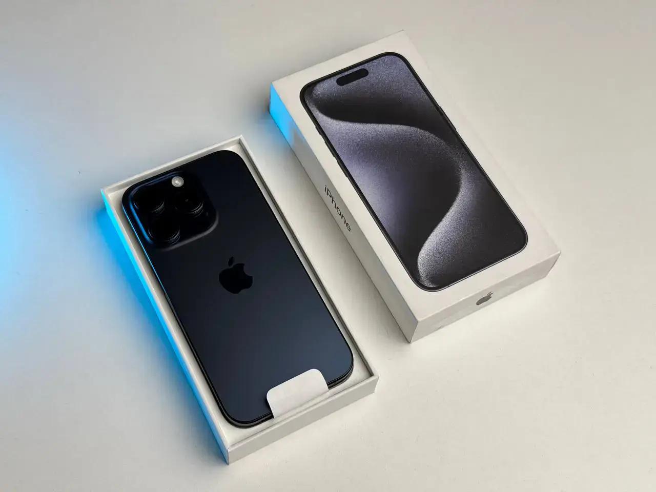 Уцінка, демо версія Apple iPhone 15 Pro 128GB Blue Titanium (MTV03)