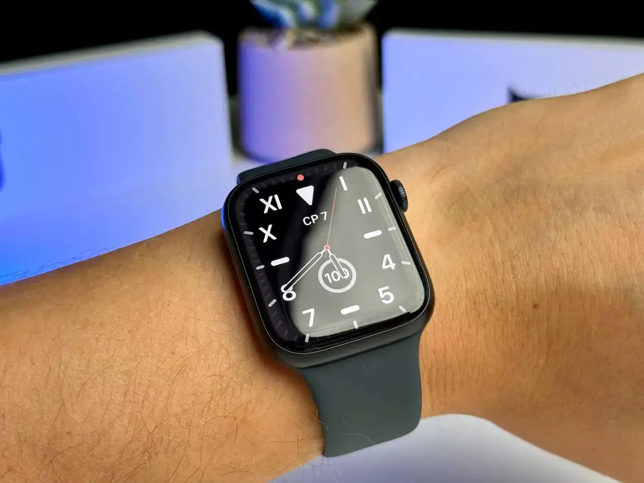 Уцінка, після гарантійного обміну - Apple Watch Series 8 GPS 45mm Midnight Aluminum Case with Midnight Sport Band - M/L (MNUL3)