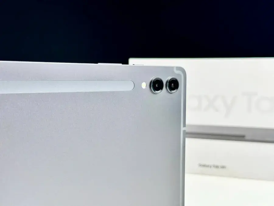 Уценка, открытая коробка Планшет Samsung Galaxy Tab S9+ 12/256GB Wi-Fi - Graphite (SM-X810NZAA)