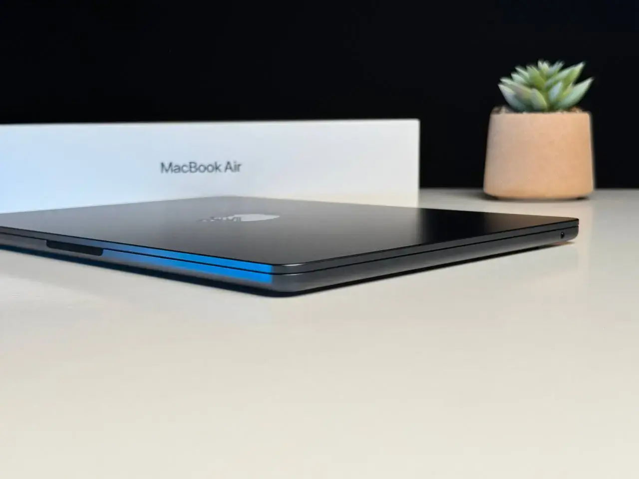 ВЖИВАНИЙ MacBook Air 13.6" M2/8CPU/10GPU/16GB/1TB Midnight 2022 (Z1610005H) - Стан: ідеальний | Комплект: повний | Гарантія: 3 міс.