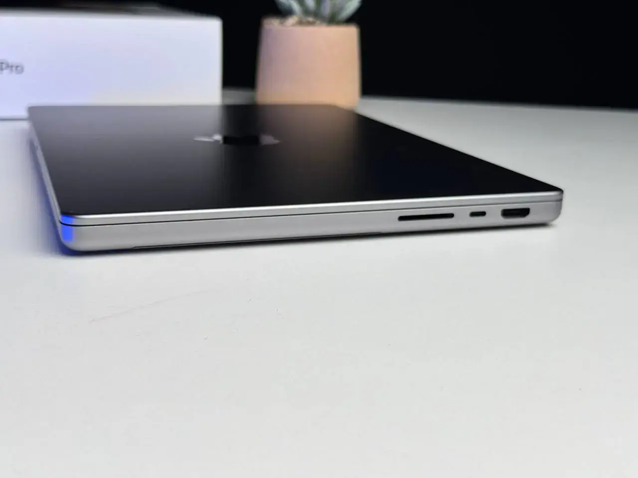 Б/У MacBook Pro 14" Space Gray (Z15G001X8) 2021 - Состояние: хороший | Комплект: полный | Гарантія: 3 мес.