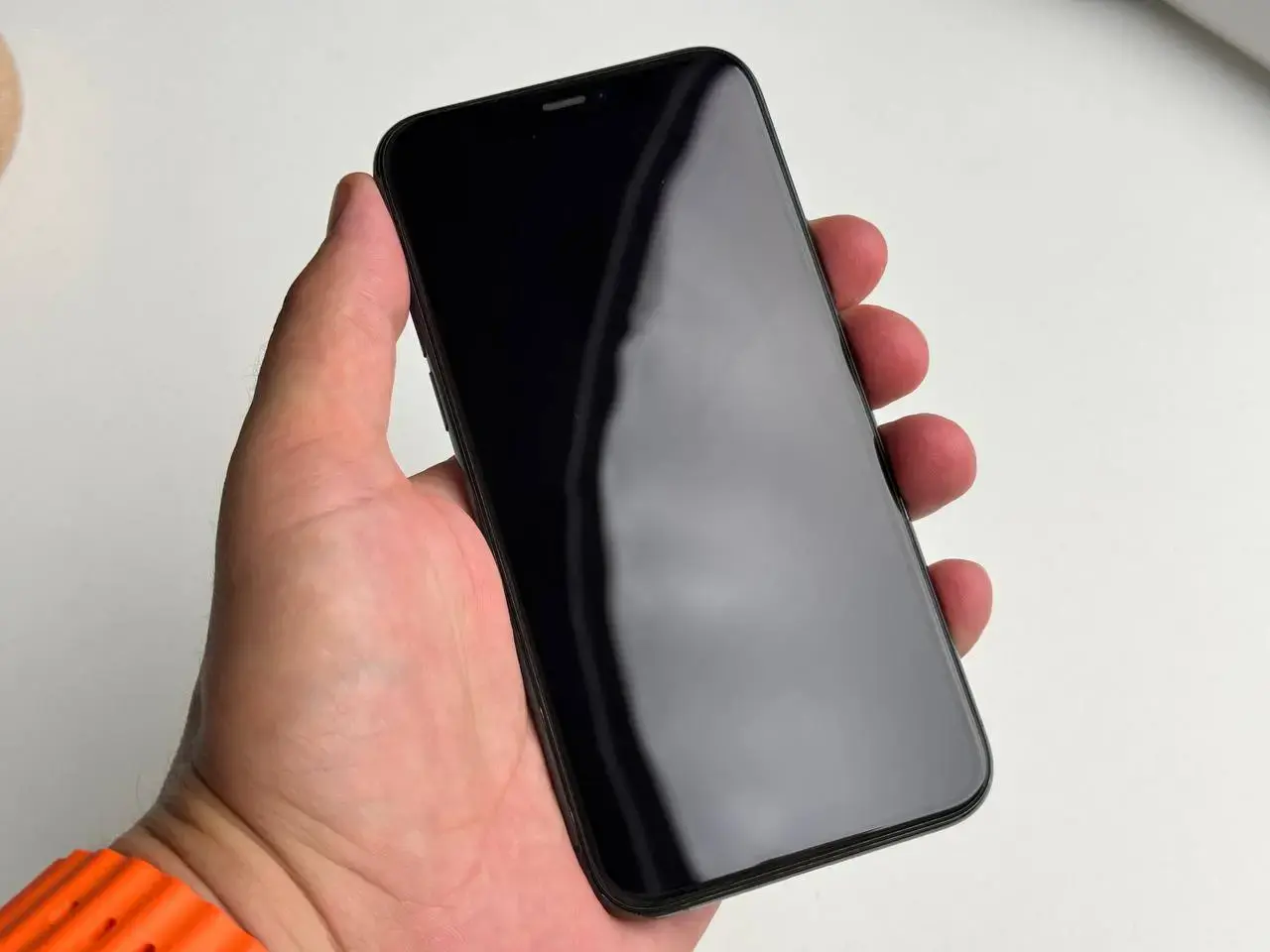 ВЖИВАНИЙ Apple iPhone 11 Pro 256GB Midnight Green (MWCQ2) - Стан: ідеальний | Акумулятор: 100% | Комплект: кабель | Гарантія: 1 міс.