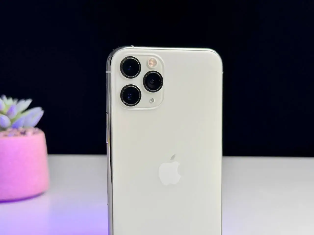 Б/У Apple iPhone 11 Pro 64GB Silver (MWC32) - Состояние: удовлетворительный | Аккумулятор: 100% | Комплект: кабель | Гарантія: 1 мес.
