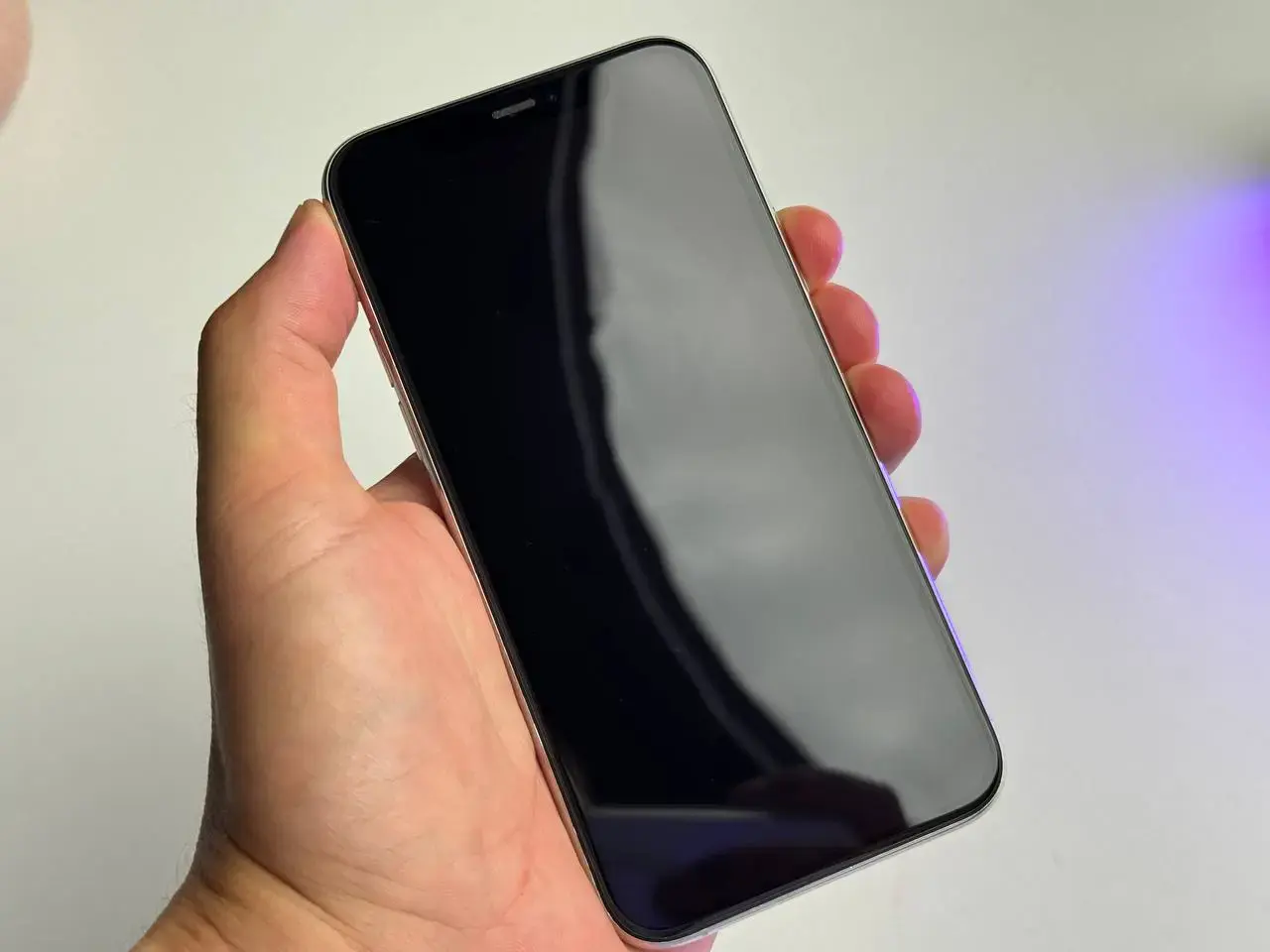 Б/У Apple iPhone 11 Pro 64GB Silver (MWC32) - Состояние: удовлетворительный | Аккумулятор: 100% | Комплект: кабель | Гарантія: 1 мес.