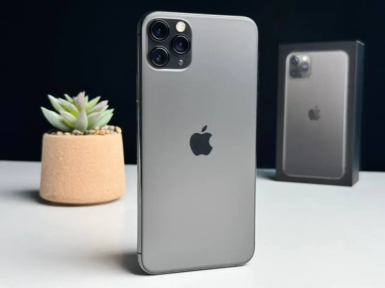 Б/У Apple iPhone 11 Pro Max 256GB Space Gray (MWH42) - Состояние: идеальный | Аккумулятор: 100% | Комплект: полный | Гарантія: 1 мес.