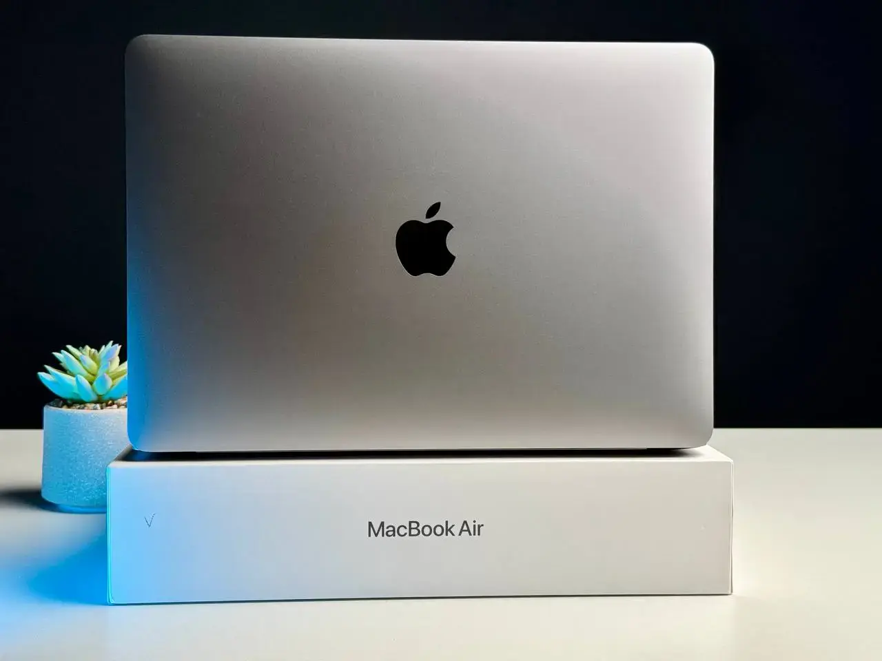Вживаний MacBook Air 13" Space Gray 2020 (MGN63) - Стан: гарний | Акумулятор: 94% | Комплект: повний