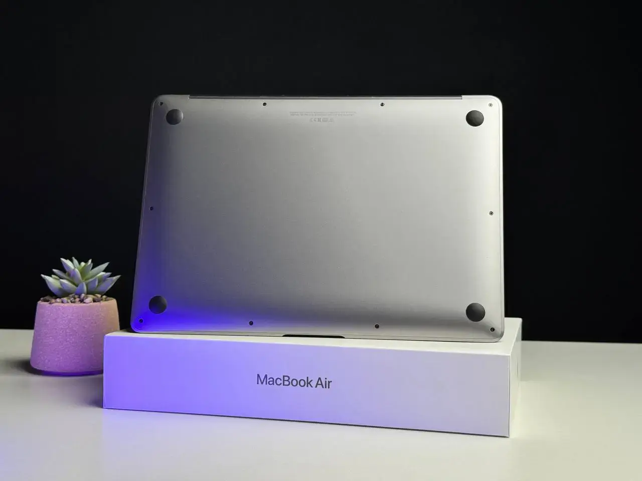Б/У MacBook Air 13" Space Gray 2020 (MGN63) - US English - Состояние: удовлетворительный | Аккумулятор: 99% | Комплект: полный | Гарантія: 1 мес.