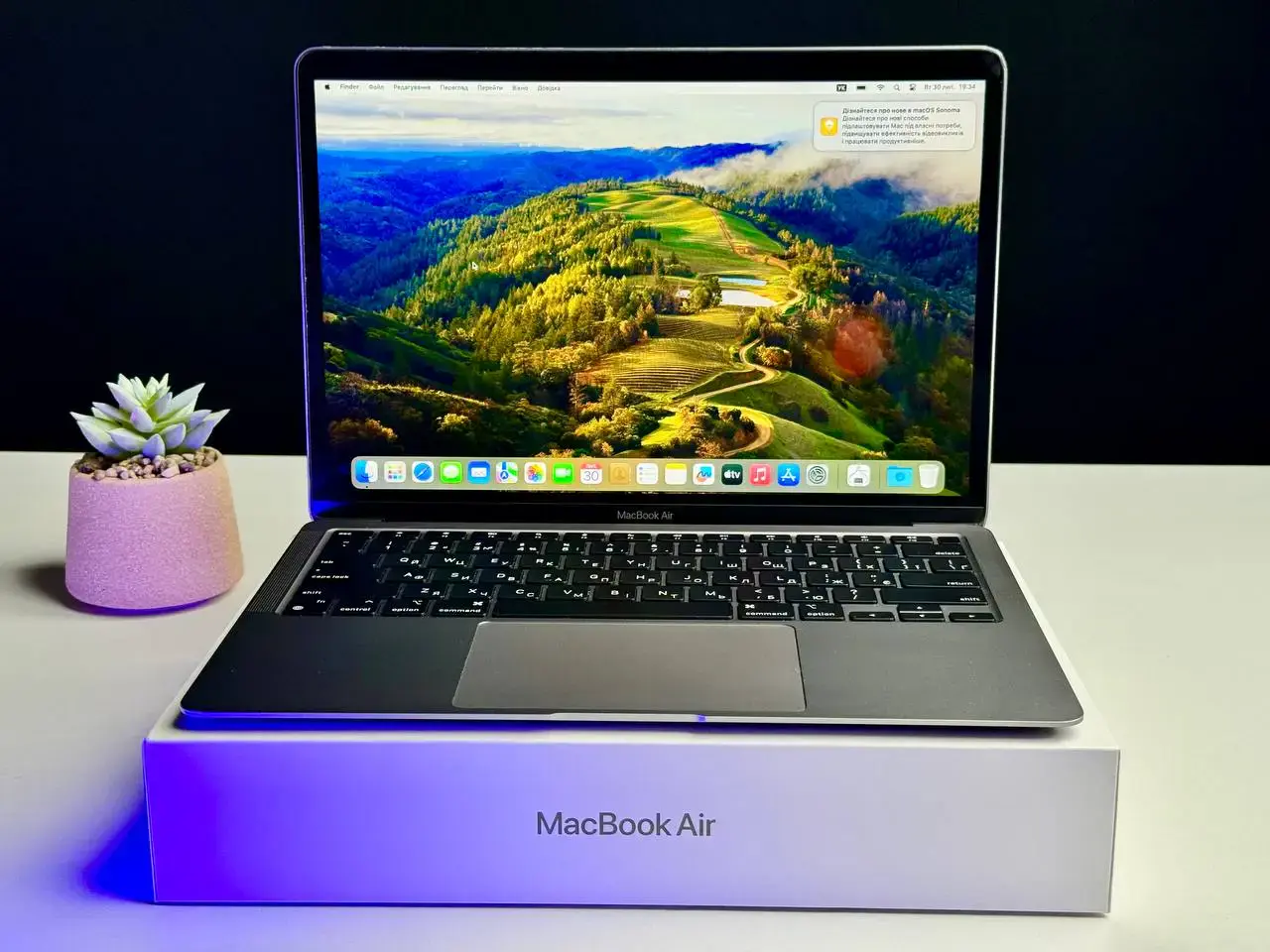 Б/У MacBook Air 13" Space Gray 2020 (MGN63) - US English - Состояние: удовлетворительный | Аккумулятор: 99% | Комплект: полный | Гарантія: 1 мес.