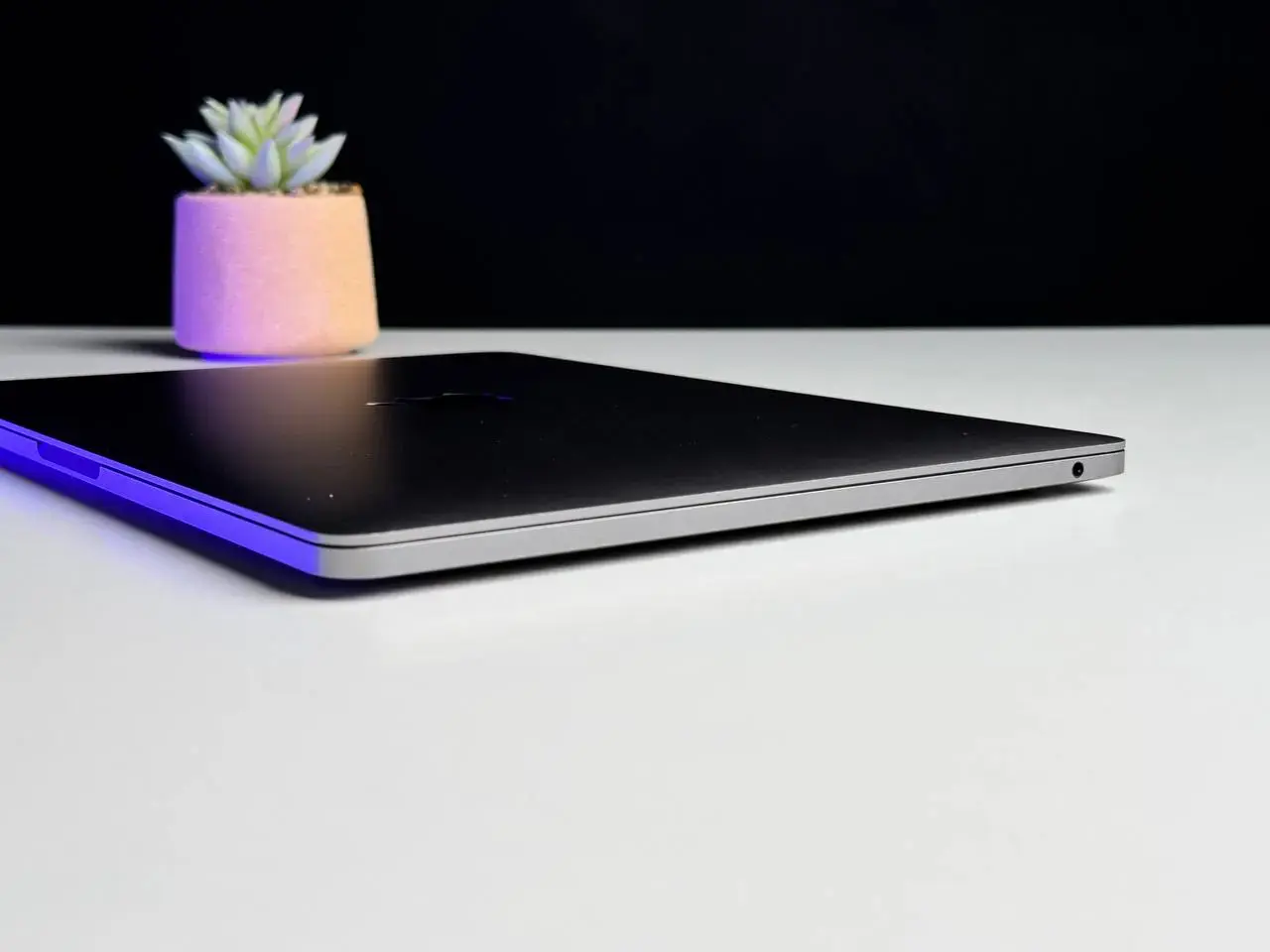 Б/У MacBook Pro 13" Space Gray (MPXQ2) 2017 - Состояние: хороший | Аккумулятор: 100% | Комплект: полный | Гарантія: 1 мес.