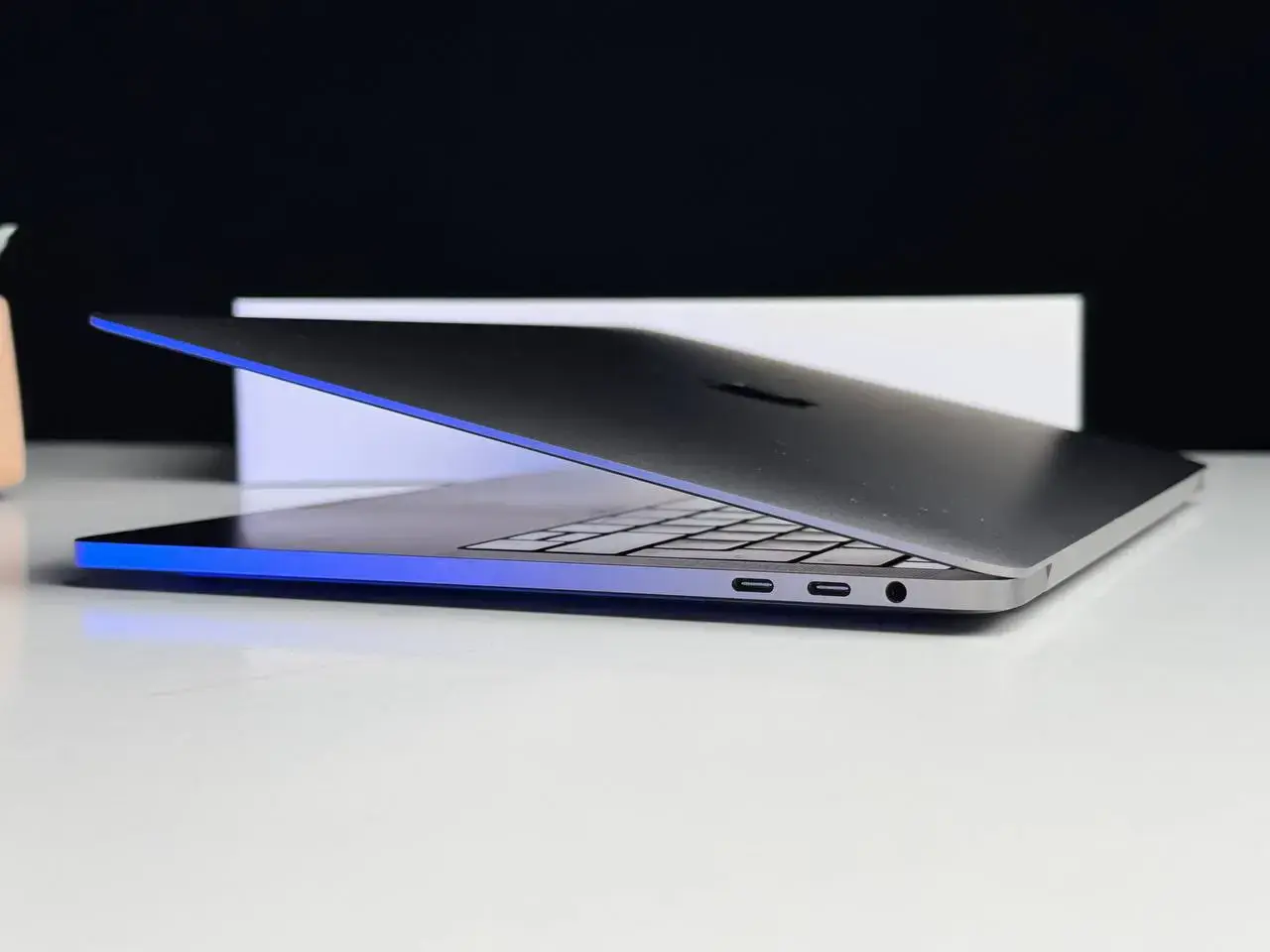 Б/У MacBook Pro 13" Space Gray (MR9R2) 2018 - Состояние: хороший | Комплект: полный | Гарантія: 1 мес.