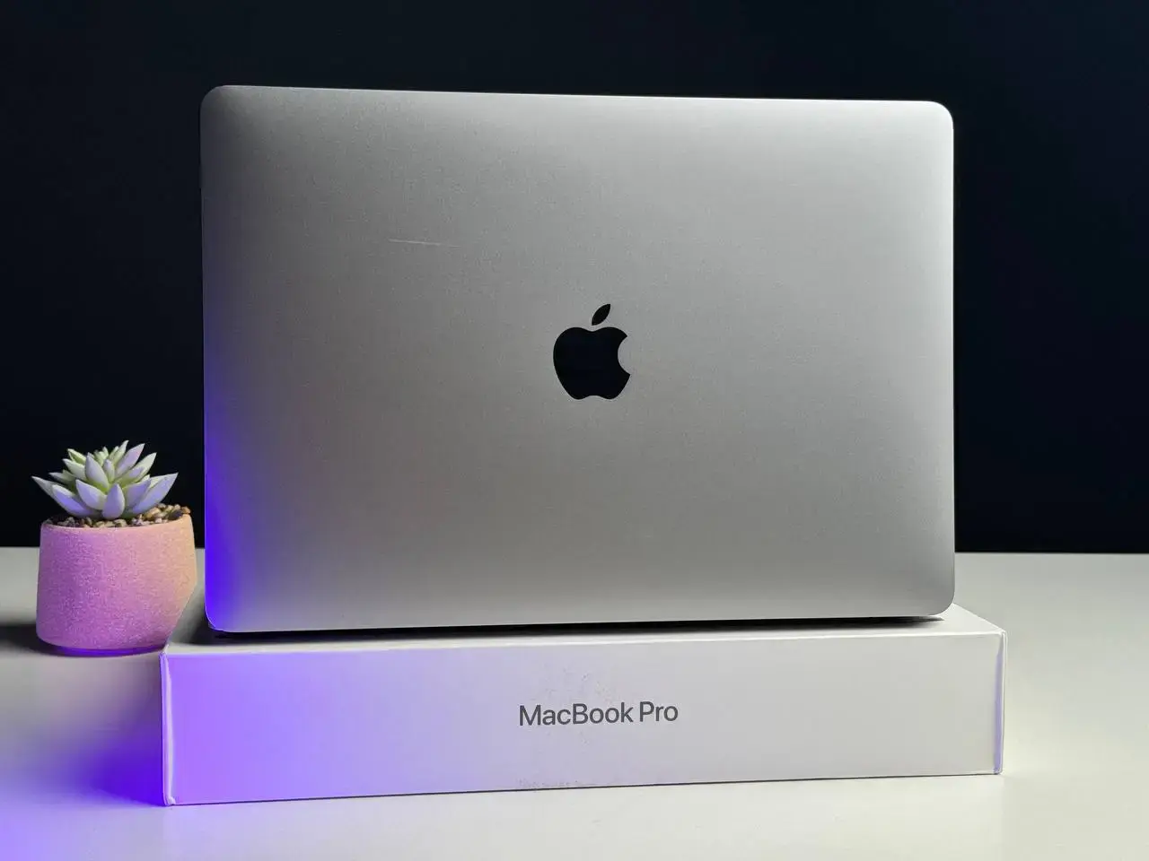 ВЖИВАНИЙ MacBook Pro 13" Space Gray (Z11B000E3) 2020 - Стан: гарний | Акумулятор: 83% | Комплект: повний | Гарантія: 1 міс.