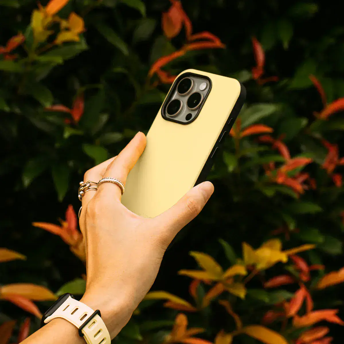 Чехол Native Union Active Case для iPhone 16 Pro - Lemon (ACTCSE‑LMO-NP24P)