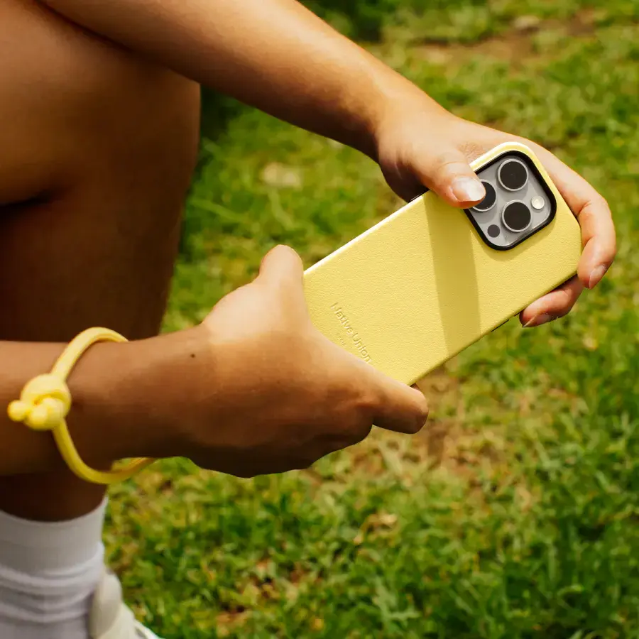 Чохол Native Union Active Case для iPhone 16 Pro - Lemon (ACTCSE‑LMO-NP24P)