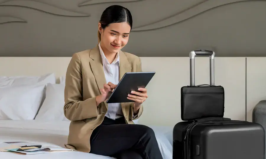 Cумка LAUT NOVI Protective Sleeve for 14-inch Laptop - Black (L_MB14_NV_BK)