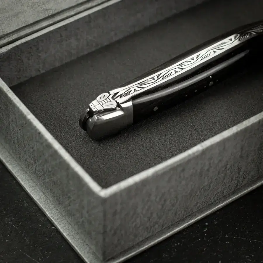 Складаний ніж Forge de Laguiole Tradition High Polish Blade with Dark Horn Handle - 11cm (00003671)