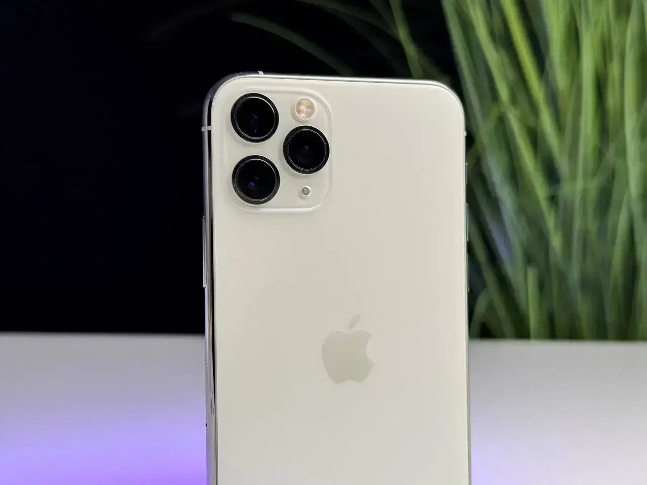 ВЖИВАНИЙ Apple iPhone 11 Pro 64GB Silver (MWC32) - Стан: гарний | Акумулятор: 100% | Комплект: без комплекту | Гарантія: 1 міс.