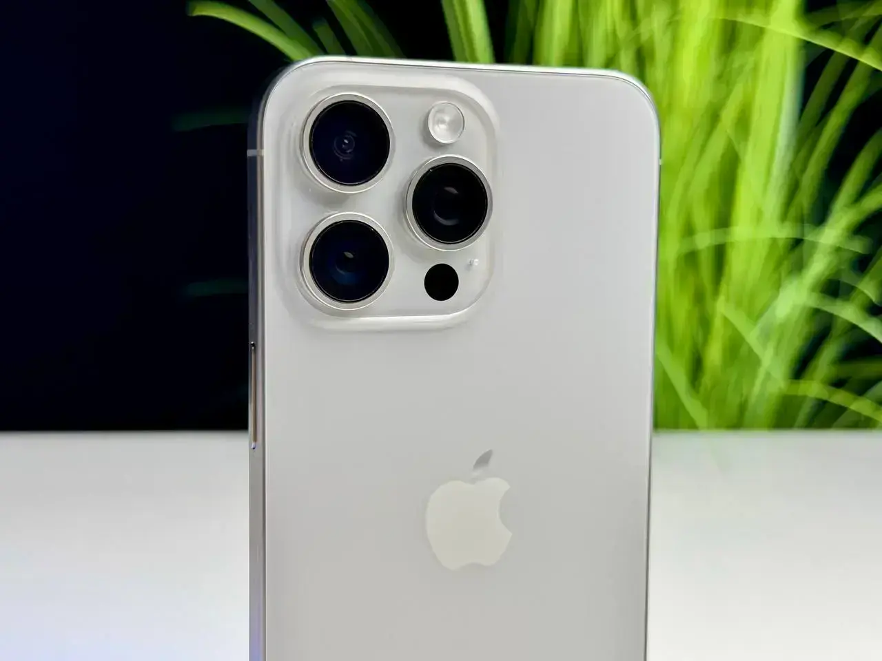 ВЖИВАНИЙ Apple iPhone 15 Pro Max 256GB Natural Titanium (MU793) - Стан: ідеальний | Акумулятор: 91% | Комплект: повний | Гарантія: 1 міс.