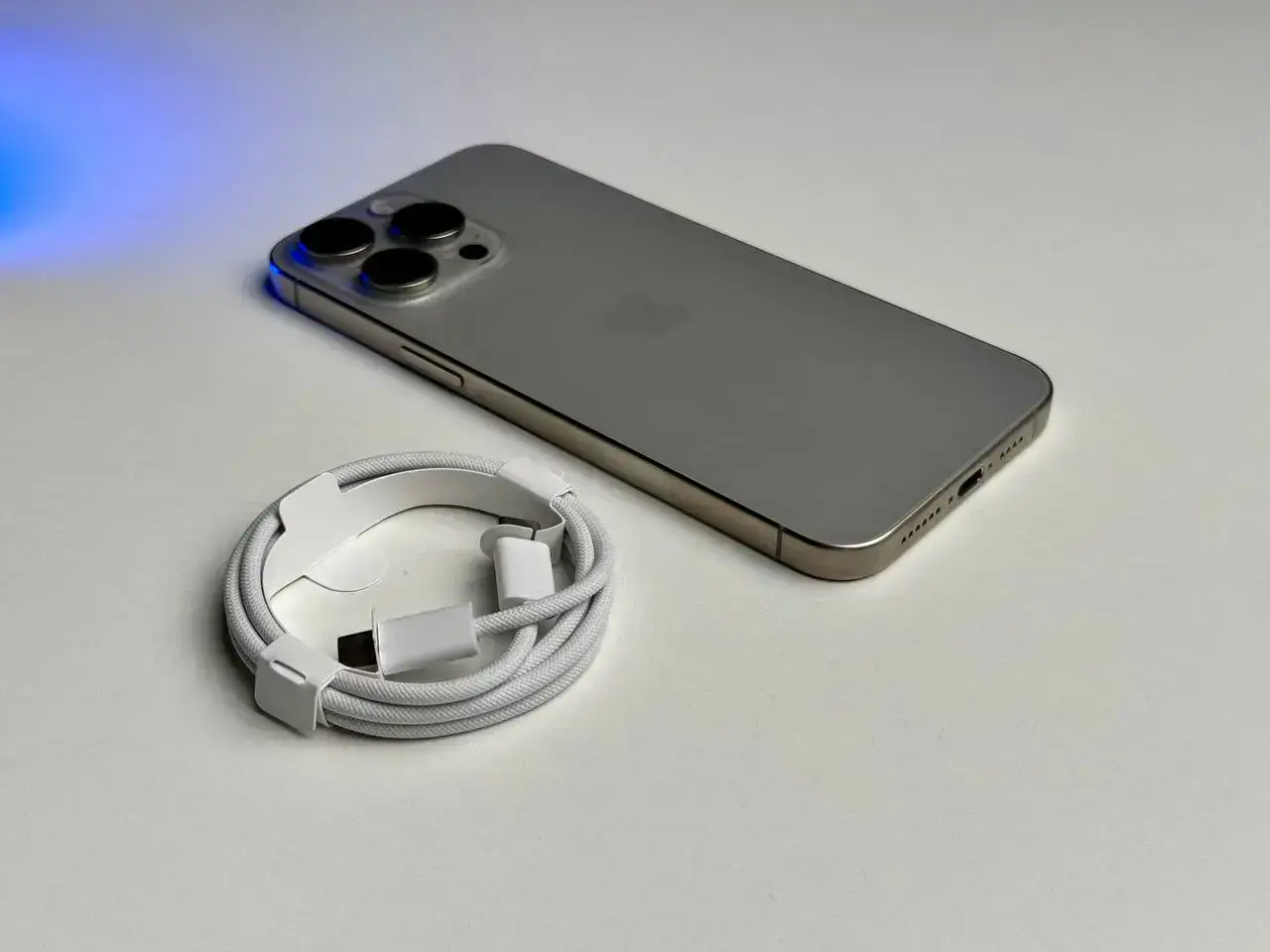 ВЖИВАНИЙ Apple iPhone 15 Pro Max 256GB Natural Titanium (MU793) - Стан: ідеальний | Акумулятор: 91% | Комплект: повний | Гарантія: 1 міс.